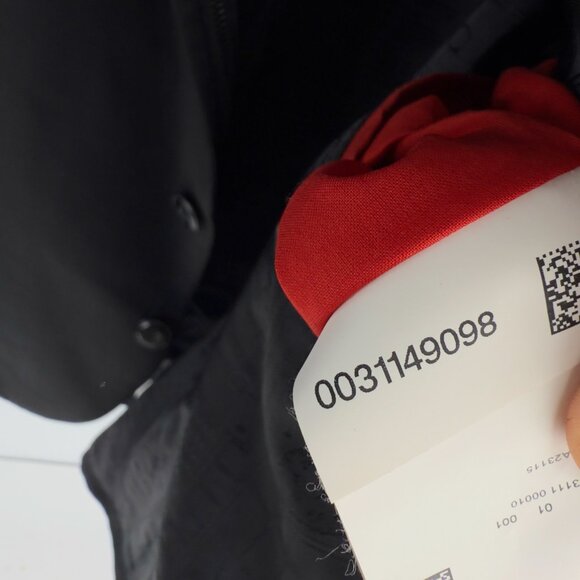 HUGO by HUGO BOSS βAriosβ Zip-Trim Lapel Blazer 42R Black EU52 - Picture 9 of 9